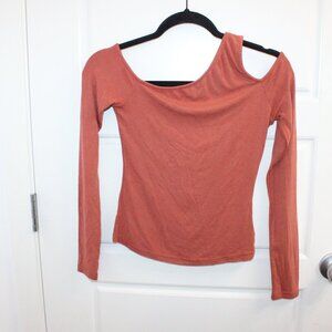 Weworewhat Long Sleeve Off Shoulder Top Rust Size Small